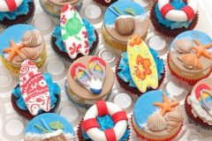 Beach_themed_cupcakes