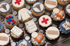 Pharmacy_graduation_cupcakes