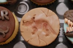 T-rex_Dinosaurs_cupcakes_5