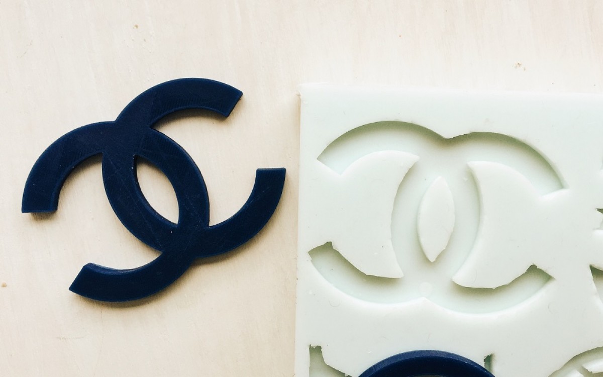 Logo Icons Silicone Mold (Chanel and Louis Vuitton)
