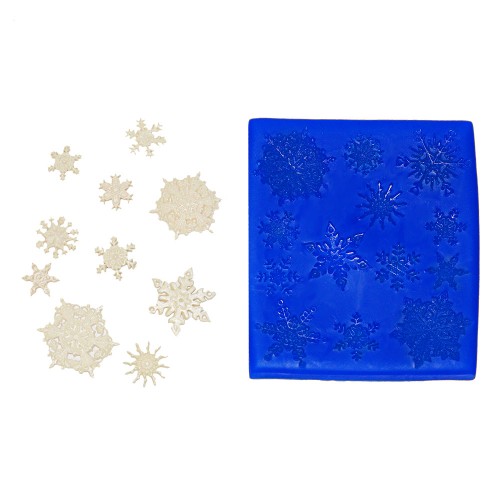 https://www.miacakehouse.com/wp-content/images/snowflake-set-silicone-mold.jpg